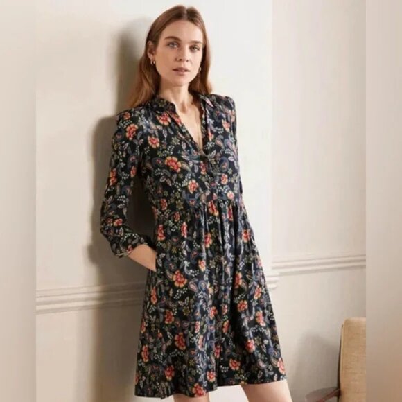 Boden Dresses & Skirts - EUC Boden Alma Jersey Shirt Dress - Black Floral